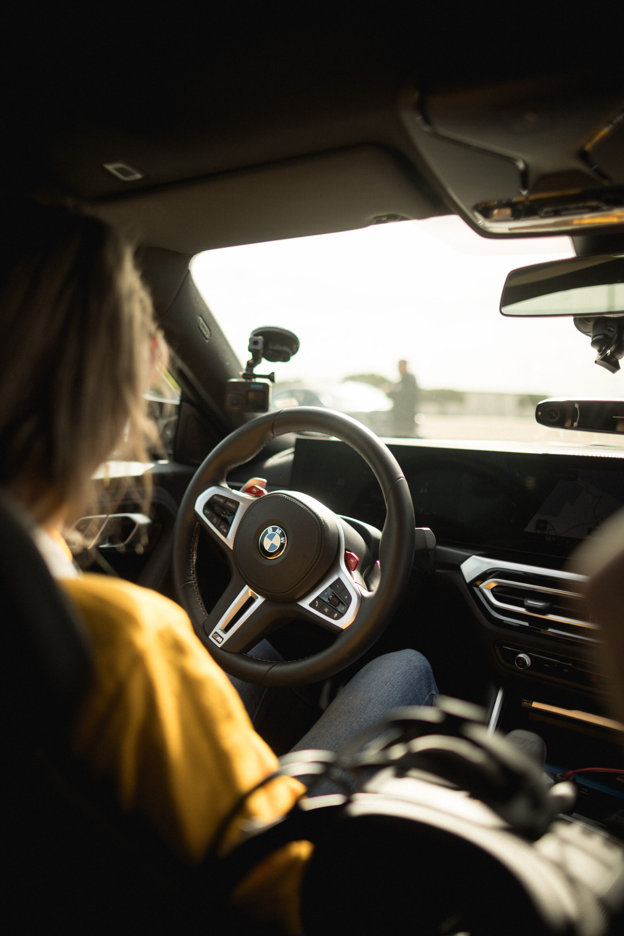 Jeel dans la BMW M4 Mixed Reality Jeel dans la BMW M4 Mixed Reality