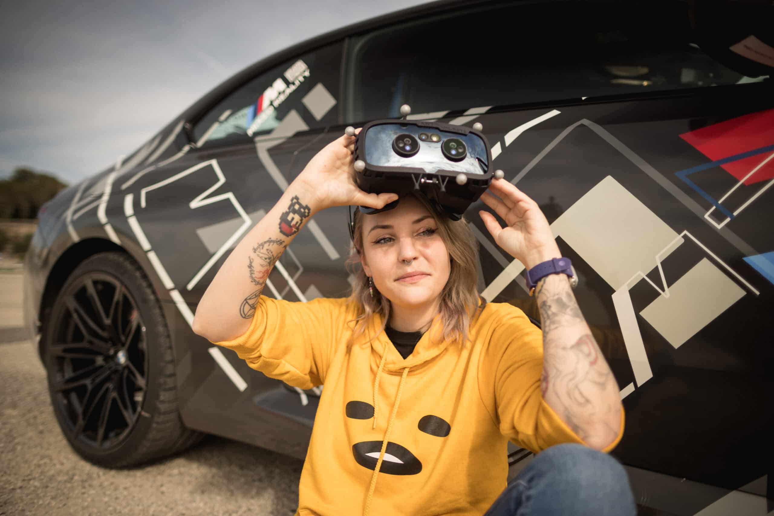 Jeel découvre le BMW Mixed Reality Jeel découvre le BMW Mixed Reality