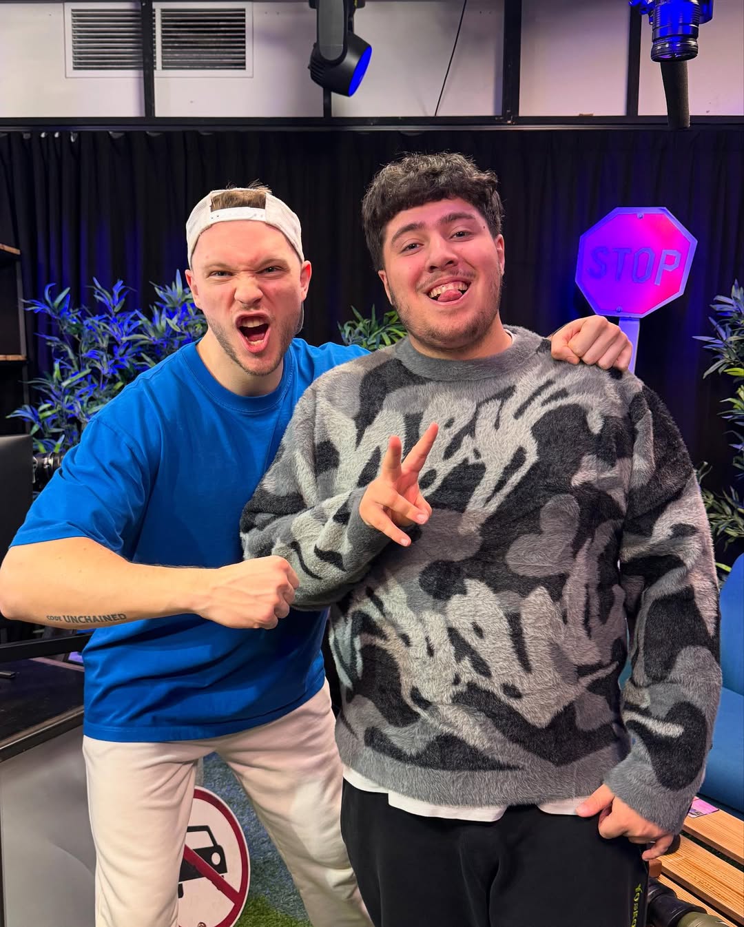 Jinskow et Unchained posant ensemble lors du live évènement Fortnite